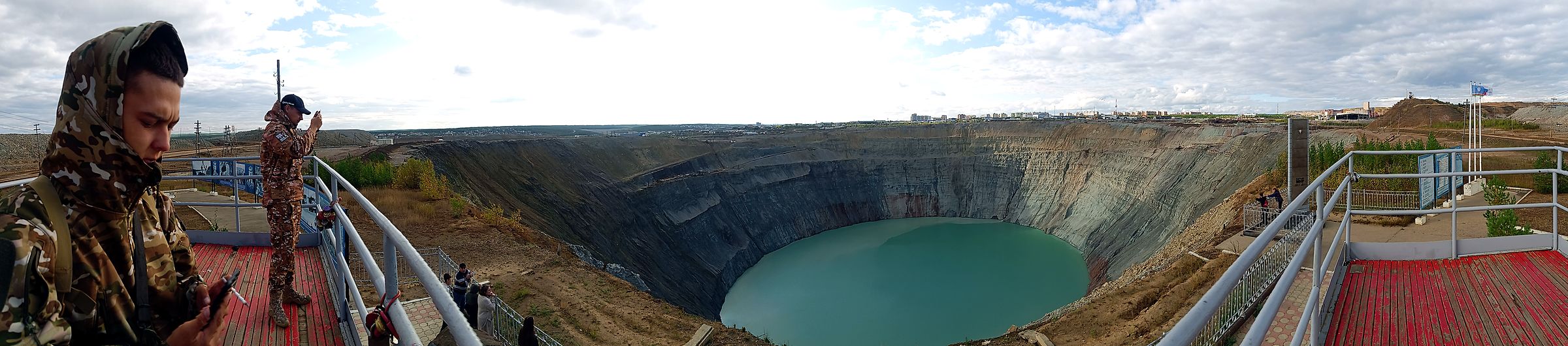 Панорама карьера